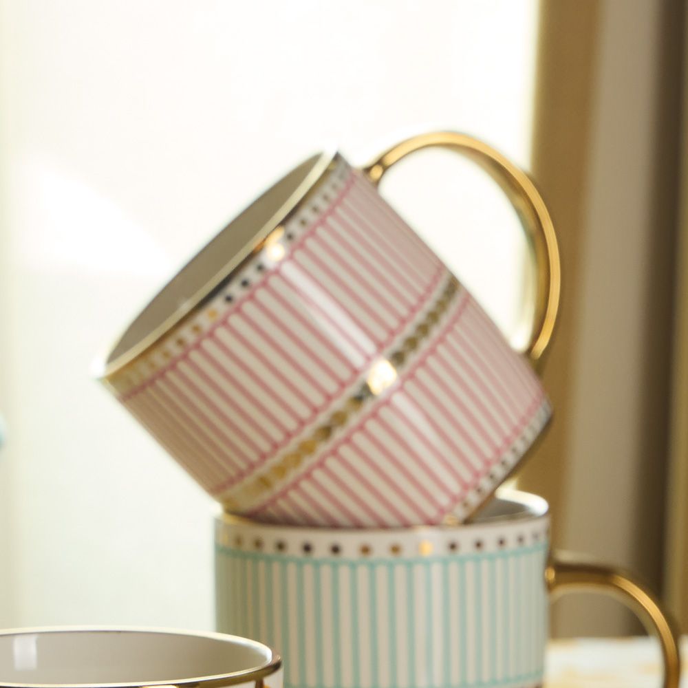 Tognana - Mug Graffiti red in New Bone China 360cc - immagine 2
