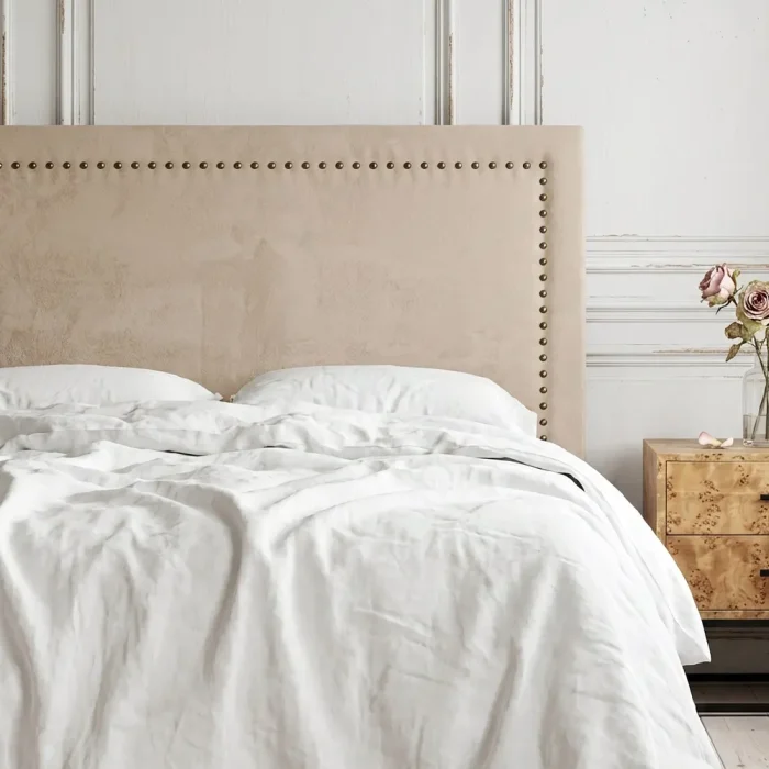 Testata camera da letto beige