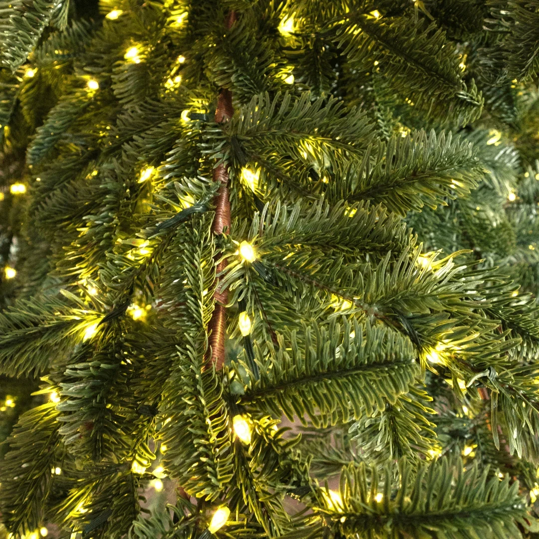 Albero di Natale Rockefeller by Salvatore Izzo 240 h con 4500 LED integrati Ø176 cm - immagine 9
